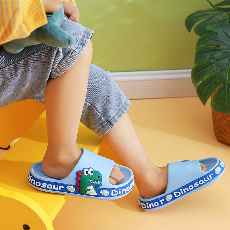 Chinelo Infantil Anti-Derrapante Dino Crocks